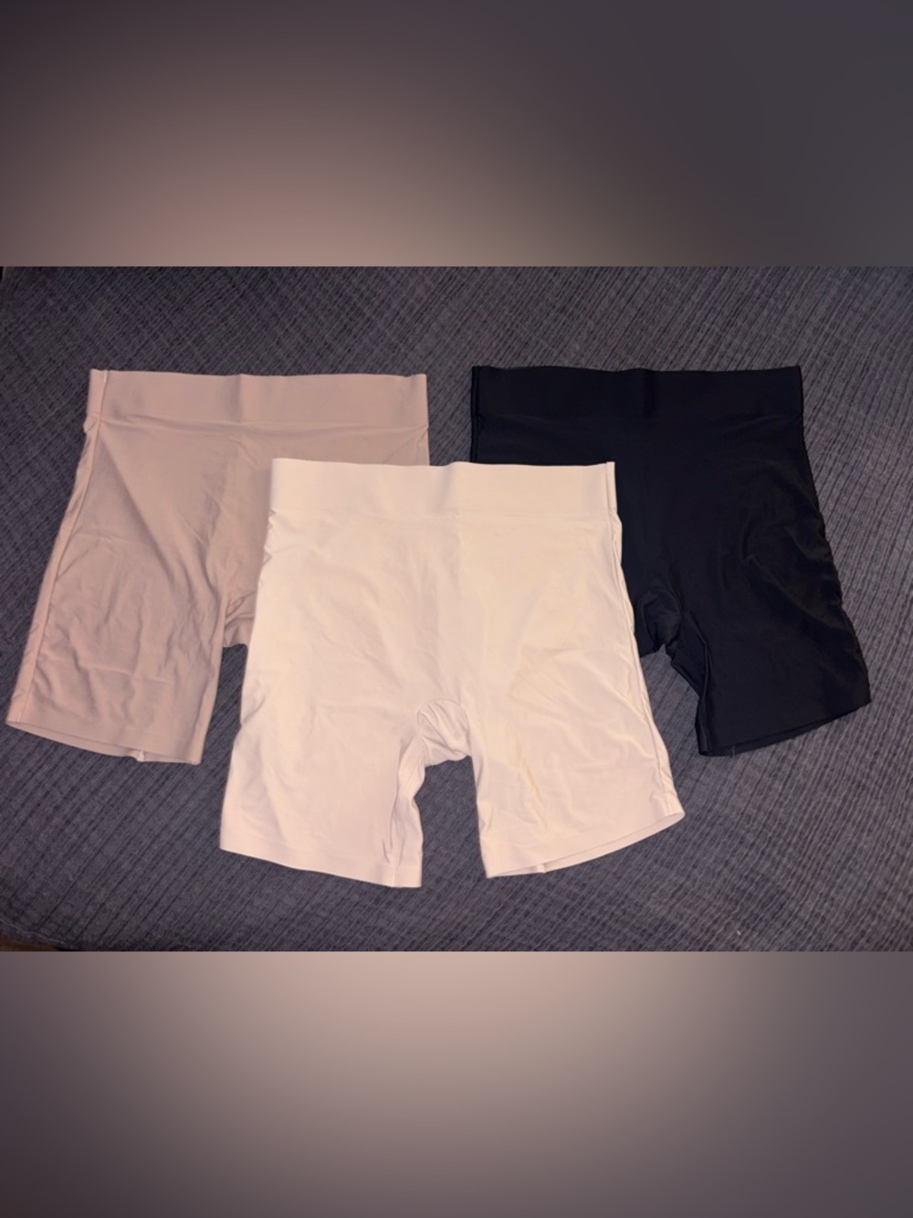 NWOT 3 pairs of Skinnygirl Seamless Shapewear Shorts sz small